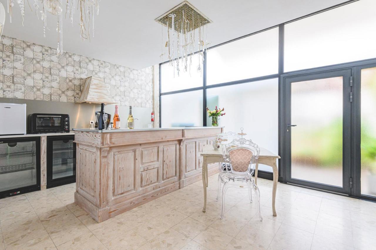 La Dolce Vita A Épernay Extérieur photo